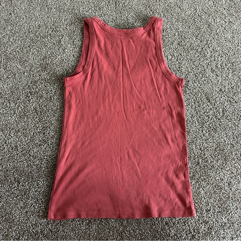 LOFT Tank Top - Picture 3 of 3